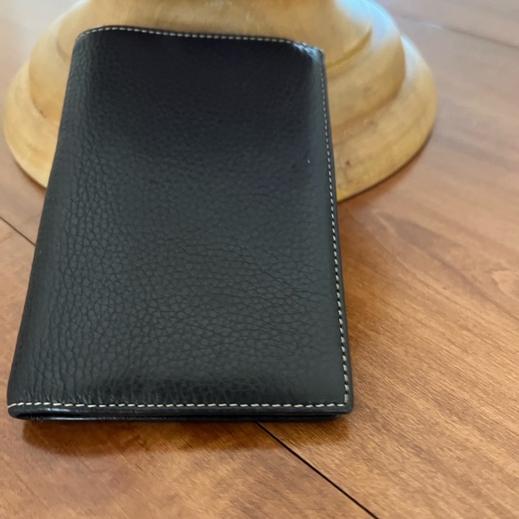 Levenger Leather Bomber Jacket Notebook Wallet. Excellent Condition. - Picture 2 of 3